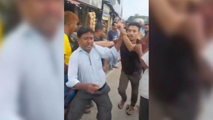 যশোরে অভিযানে যাওয়া সিআইডির ৪ সদস্যের ওপর হামলা